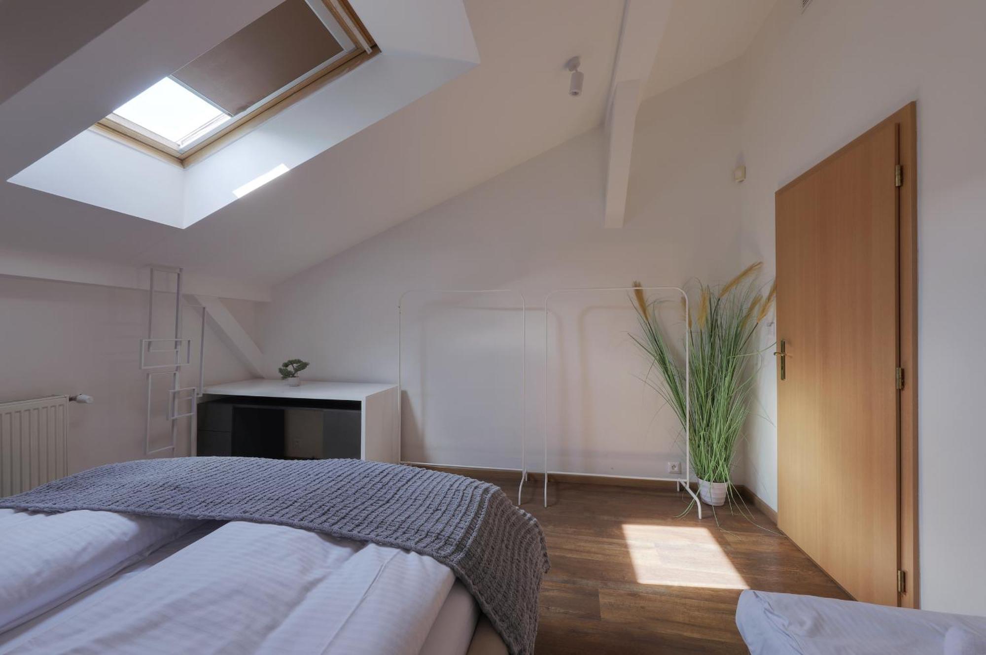 Aneri Apartment Old Town บราติสลาวา ภายนอก รูปภาพ